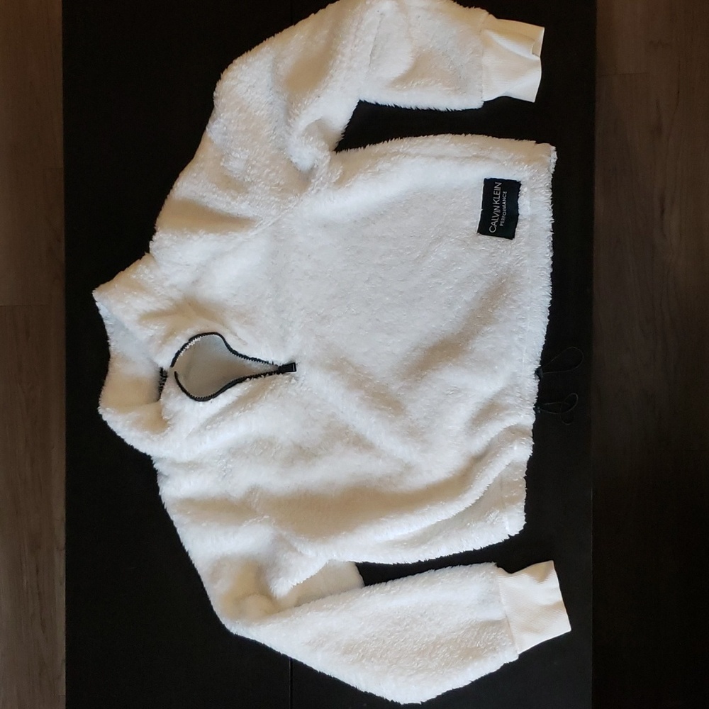 White Calvin Klein Pullover Size XL